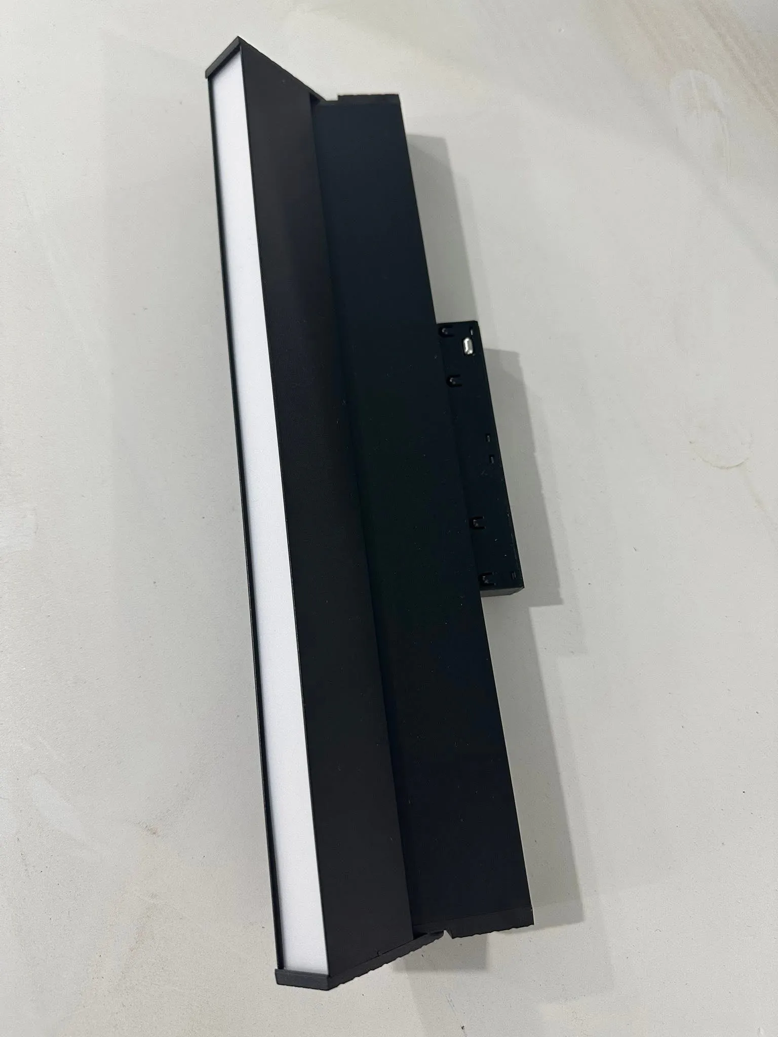 ⁦كشاف مجناتك اوبال 30سم متحرك اضاءة وورم⁩ - الصورة ⁦1⁩